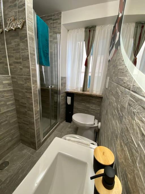 Koupelna v ubytování Secret suite con idromassaggio
