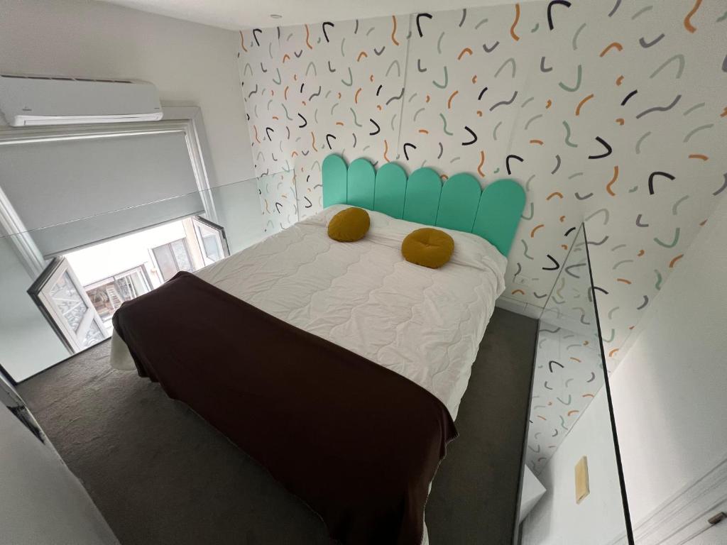 Viajero Montevideo Hostel - Çift Kişilik Dubleks Stüdyo