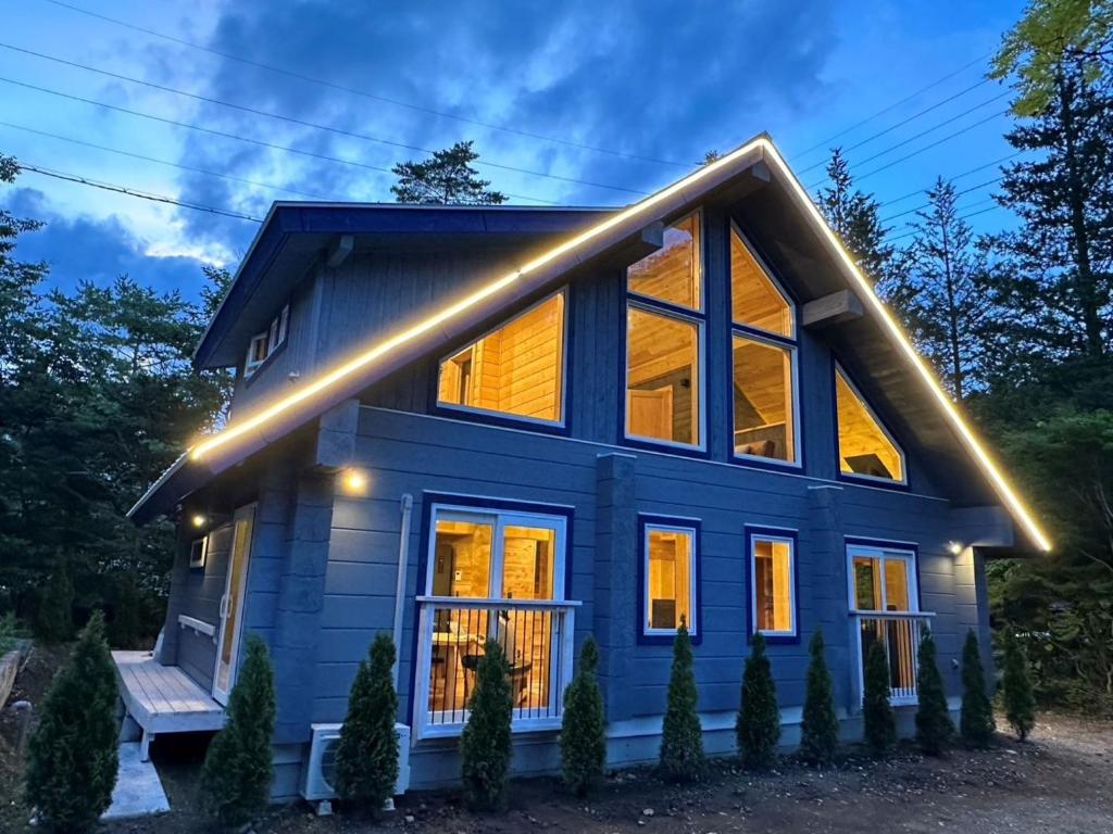 Budova, kde se prázdninový dům nachází