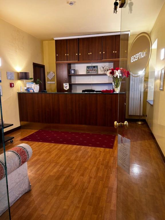 Kuchyň nebo kuchyňský kout v ubytování Hotel Oberje Dla Viere