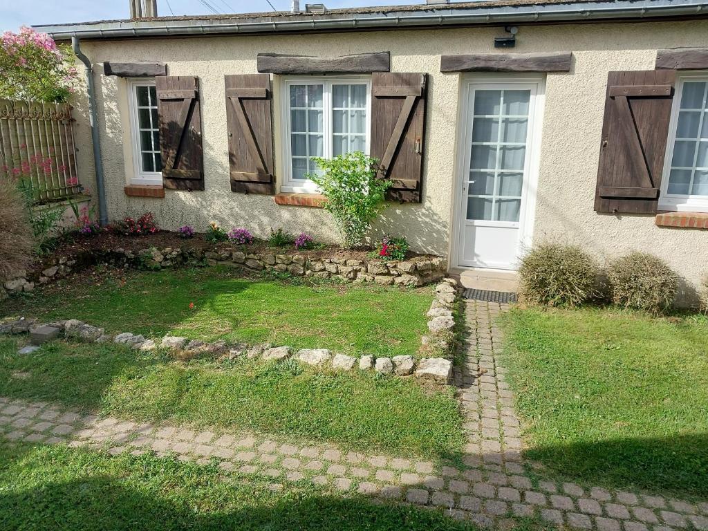 Κήπος έξω από το Petite maison