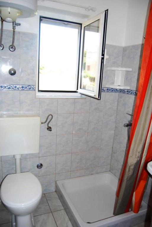 Koupelna v ubytování Apartments Krila