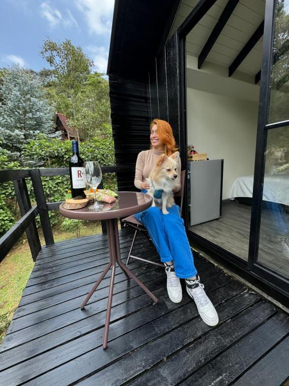 Joogid majutusasutuses Chalets en Santa Elena en medio del Bosque