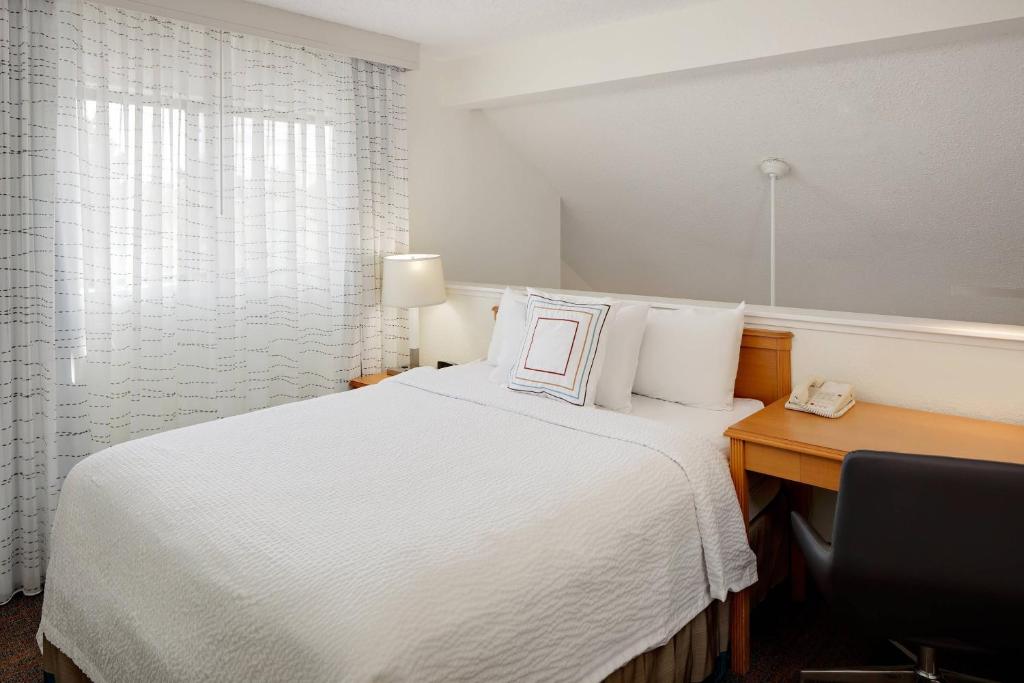 Residence Inn Detroit Troy/Madison Heights - Twee-slaapkamer Twee-niveau Suite