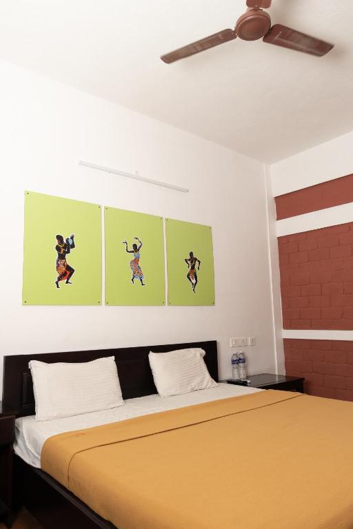 Postel nebo postele na pokoji v ubytování Deepwoods Stay