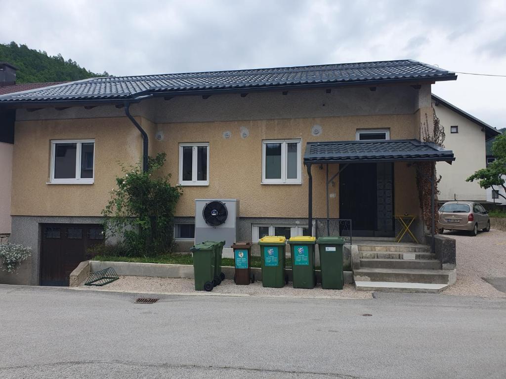 Budova, kde se hostel nachází