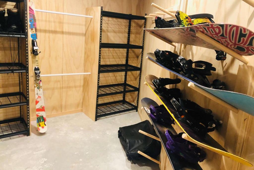 Ramada by Wyndham Queenstown Central - Resim 27