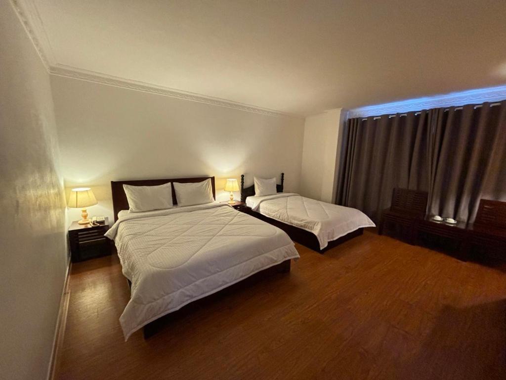 Phung Long Hotel - Habitación Triple