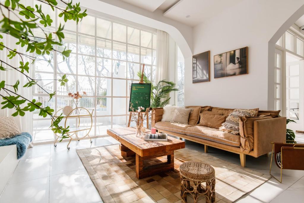 Posezení v ubytování Shanghai ruochu designer Guesthouse上海若初设计师民宿--近上海浦东国际机场及迪士尼