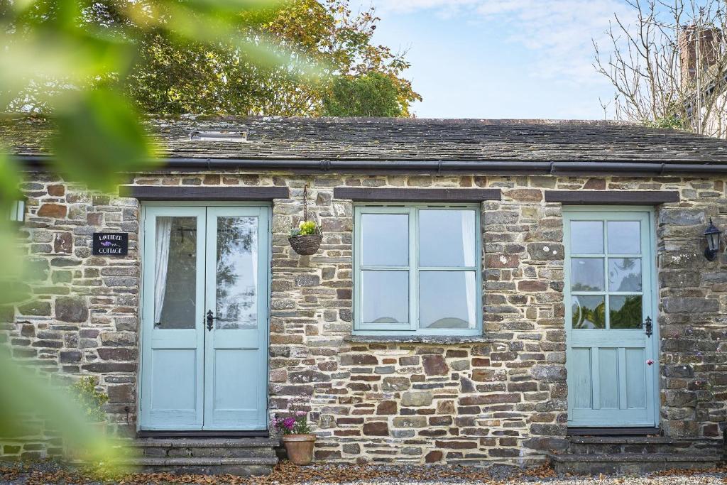 Budova, kde se prázdninový dům nachází