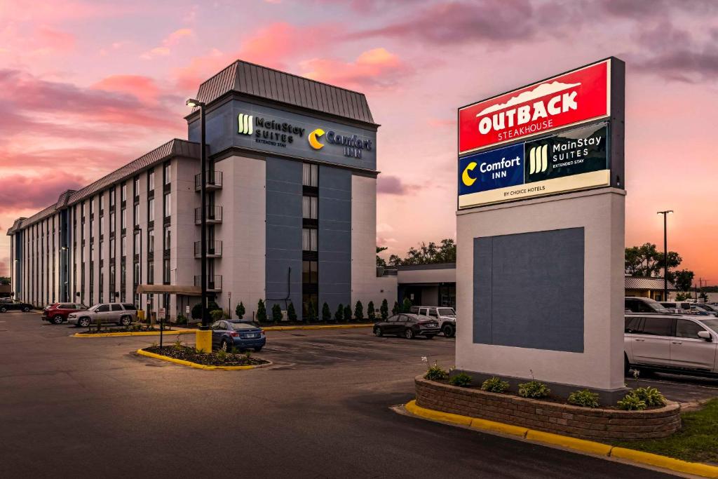 MainStay Suites MSP Airport - Mall of America photo