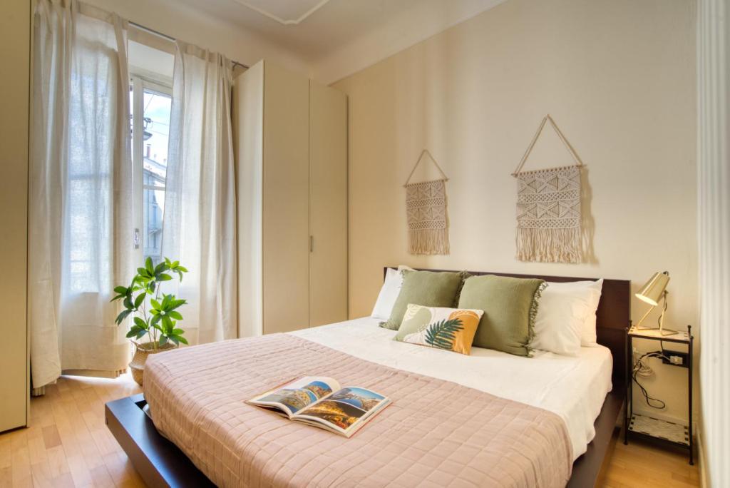 GuestHost - DeAngeli Nest romantico bilocale di design in zona De Angeli, rinnovato e accessoriato
