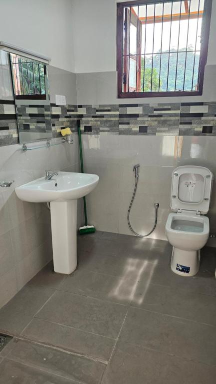 Koupelna v ubytování Oasis Suite