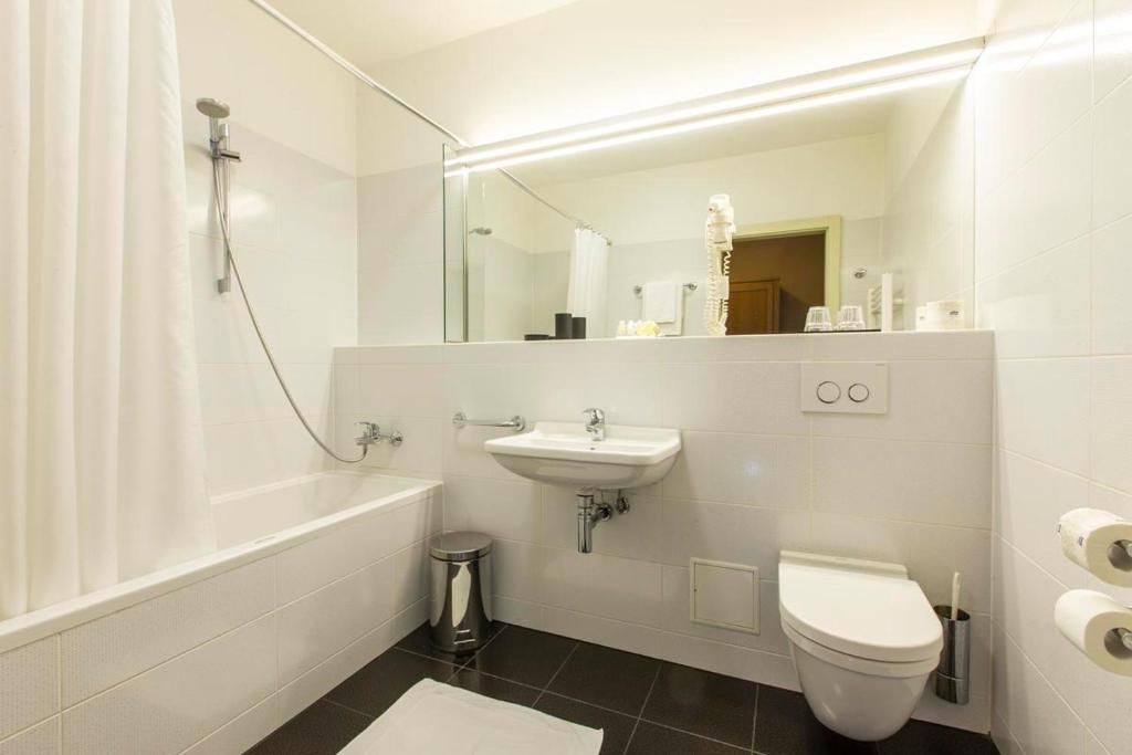 Koupelna v ubytování Hotel Slamič Ljubljana