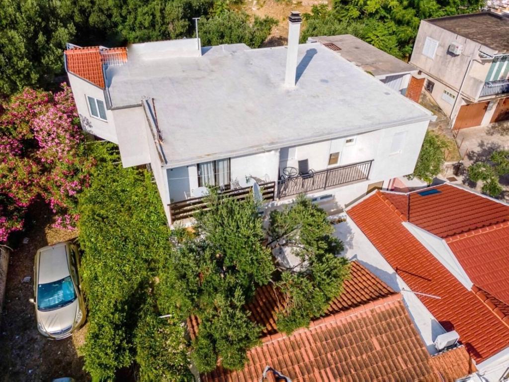 Budova, v ktorej sa apartmán nachádza