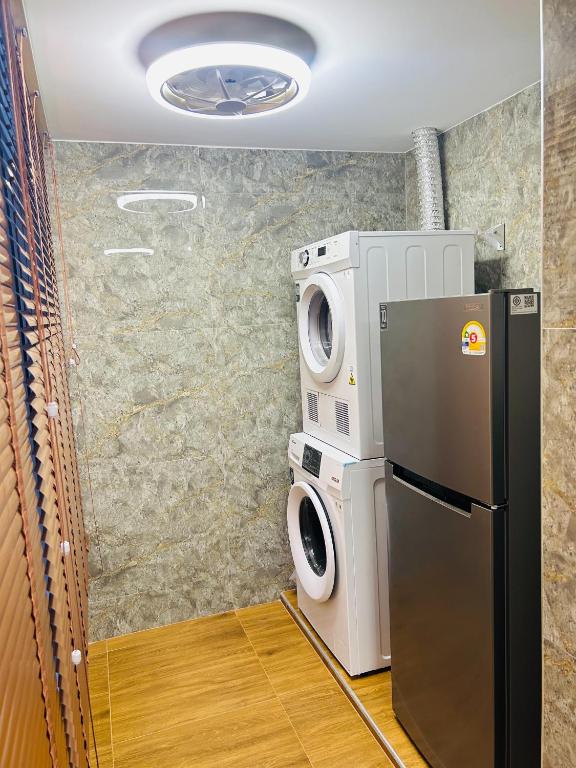 Emiri Hotel - Nana Bangkok - Resim 23