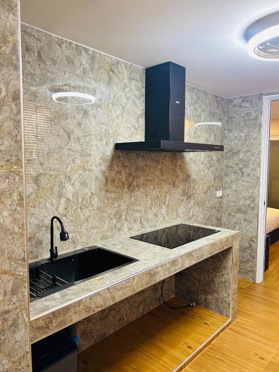 Emiri Hotel - Nana Bangkok - Resim 24