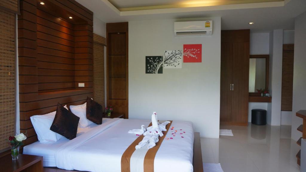Lanta Intanin Resort - SHA Extra Plus - 4