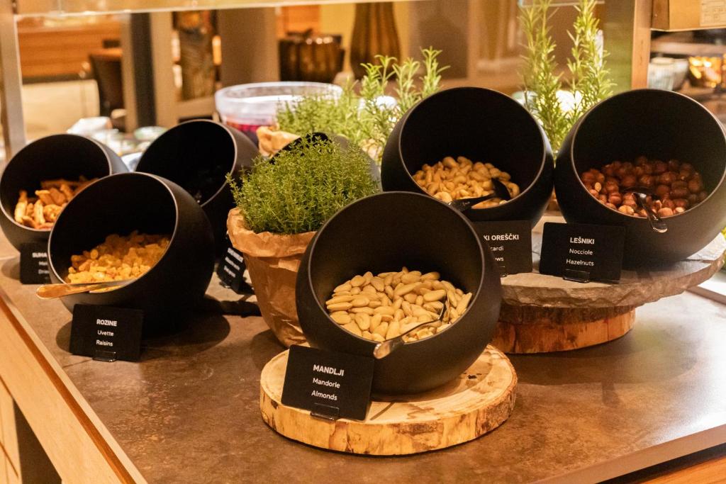 Cibo presso l'hotel o nelle vicinanze