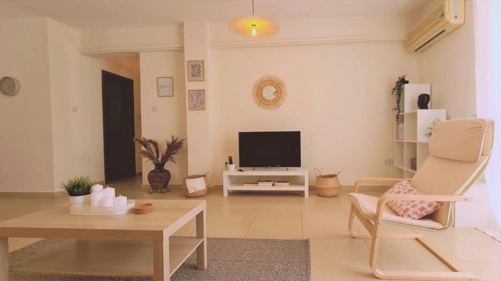 STAY Sunny Palms Apt