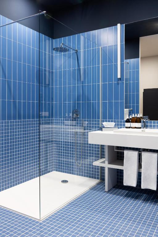 URBANAUTS STUDIOS Sylvette - 9