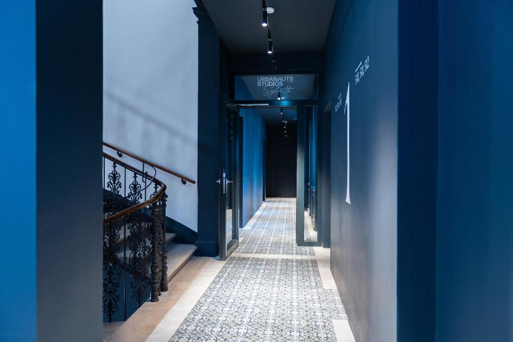 URBANAUTS STUDIOS Sylvette - 15