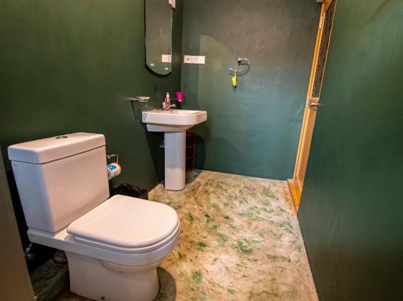 Frangipani Beach Villa - 7