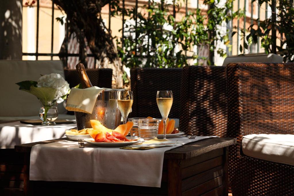 Pensione Accademia - Villa Maravege - Resim 15