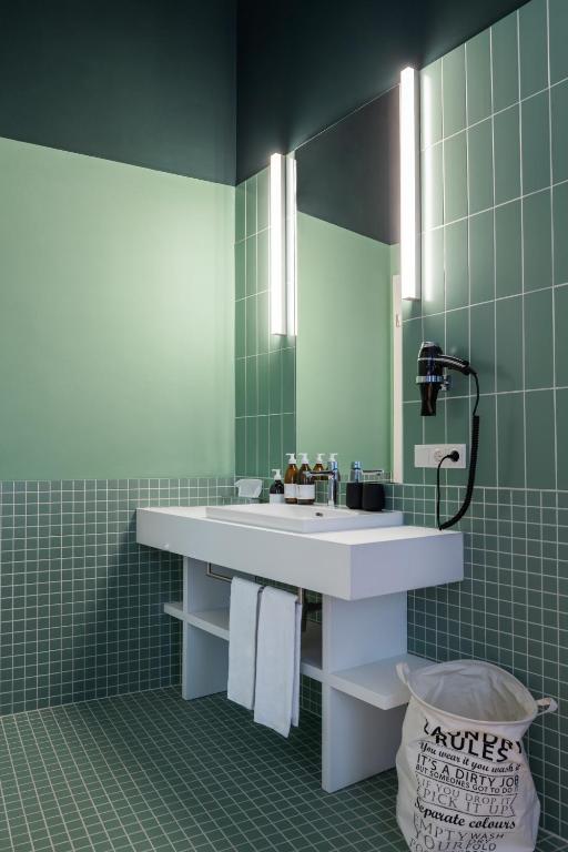 URBANAUTS STUDIOS Sylvette - Resim 16