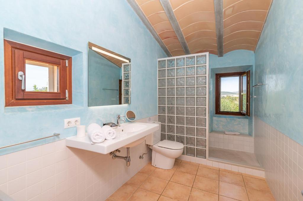 Koupelna v ubytování Villa La Corbaia by Sealand Villas