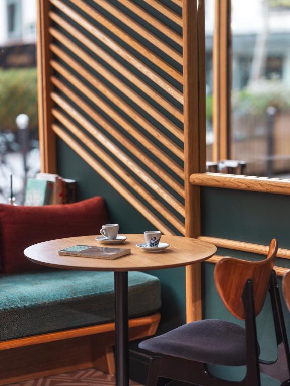 Hôtel Edgar & Achille - Resim 20