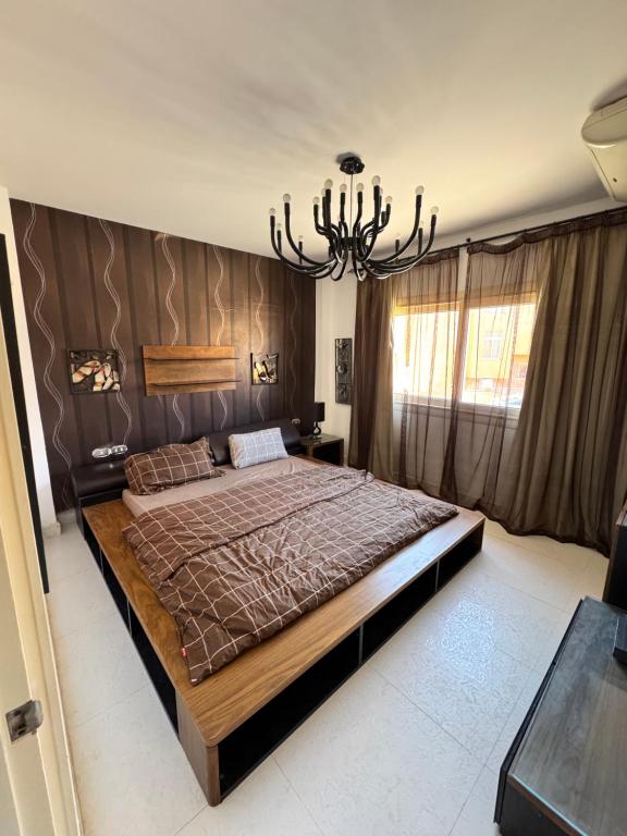 Postel nebo postele na pokoji v ubytování Ain Sokhna 5-bedroom Luxury Villa - Porto Sokhna