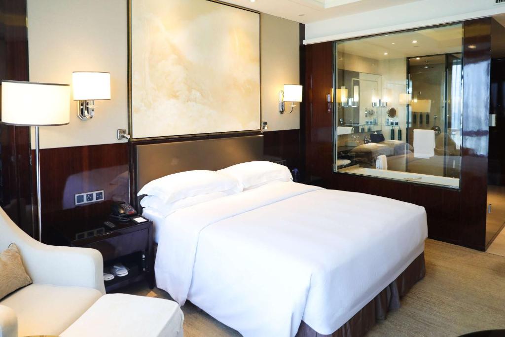 DoubleTree By Hilton Anhui - Deluxe King Room Con Il Lago View