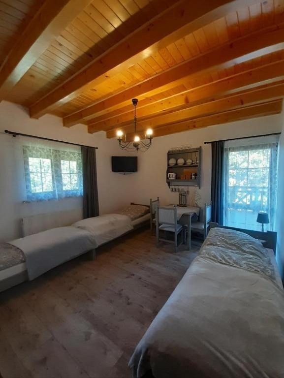 Kocisówka - Triple Room With Private External Bathroom