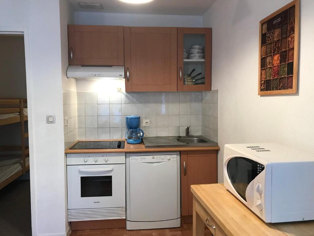 Appartement 3 pièces avec ascenseur et balcon, proche navettes gratuites - FR-1-515-33 - Appartamento (6 Adulti)