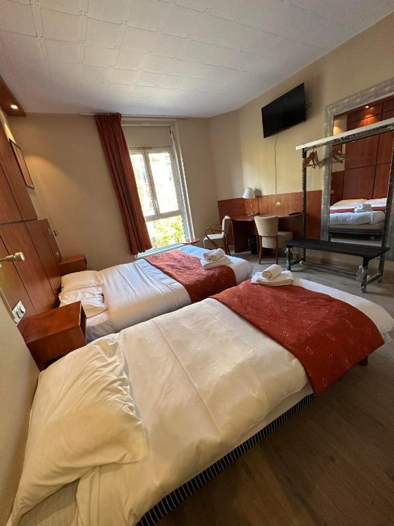 Hôtel Victoria - Resim 13