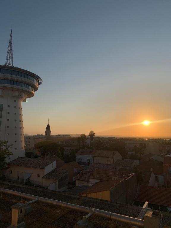 Východ nebo západ slunce při pohledu z apartmánu nebo okolí