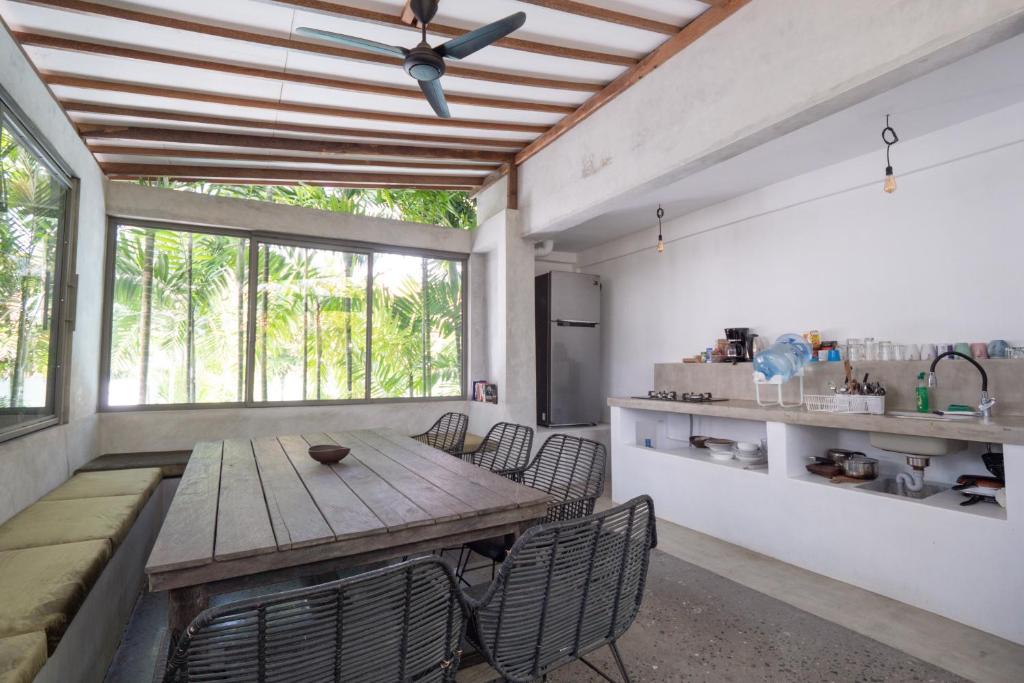 007 Surfhouse Bali - 11