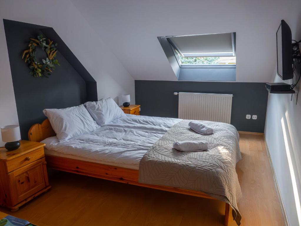 Vitrin Panzió 2626 Nagymaros, Váci utca 53 kép - 1