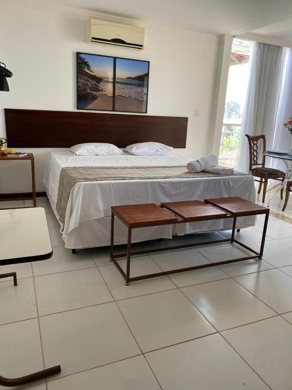 Postel nebo postele na pokoji v ubytování Valparaiso Hotel