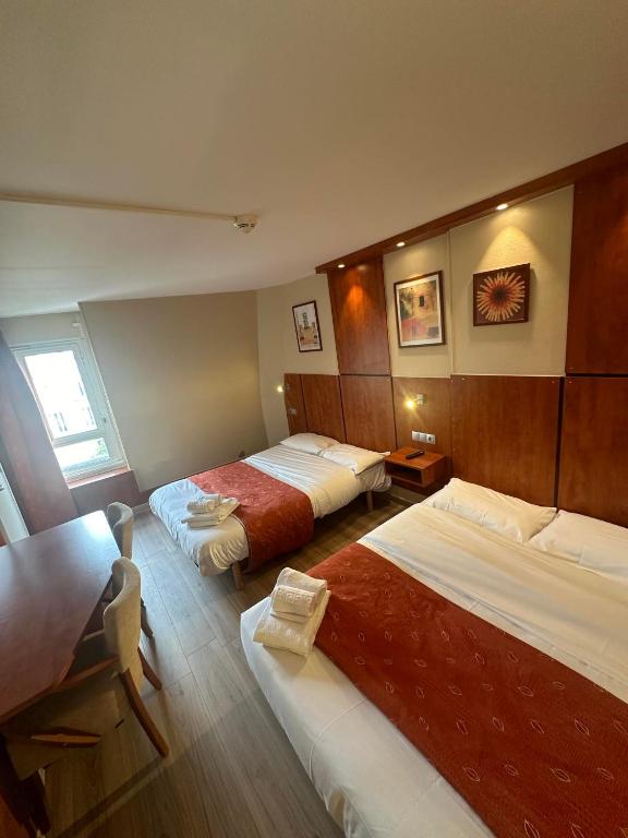 Hôtel Victoria - Resim 41