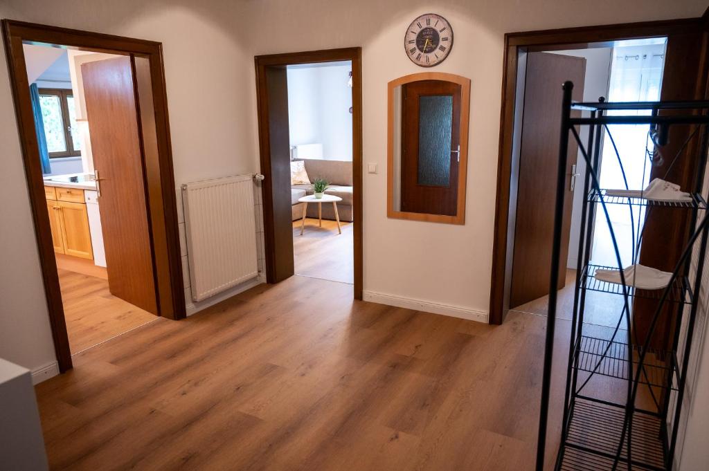 Fotografie z fotogalerie ubytování Ferienwohnung Miriam v destinaci Unterkolbnitz