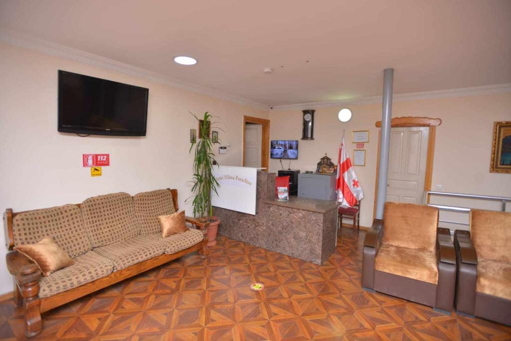 TV a/nebo společenská místnost v ubytování Art House Hostel Aleksandr