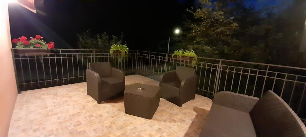Balkón nebo terasa v ubytování Casa Iulia & Matei