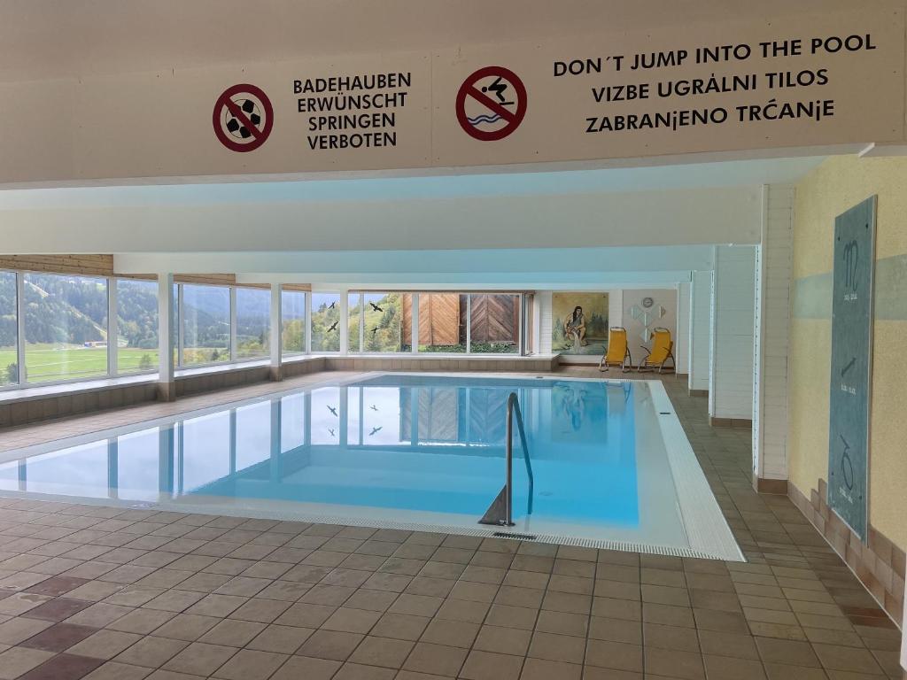 Bazén v ubytování Appartement Sisi am Kulmhof nebo v jeho okolí