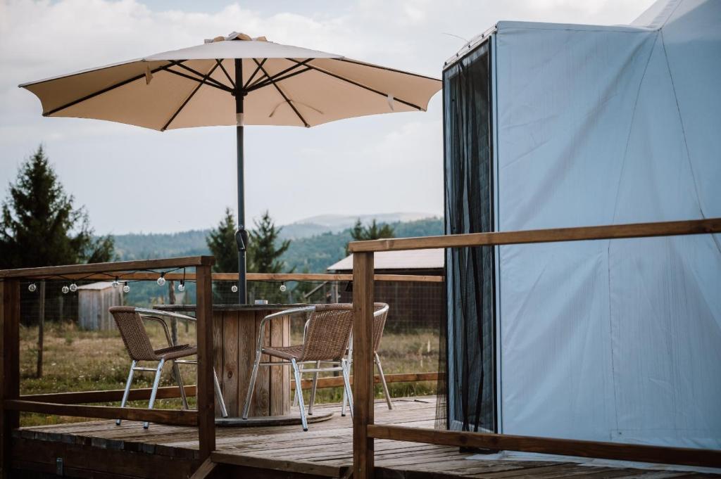 Fotografie z fotogalerie ubytování Glamping 4 us v destinaci Topliţa