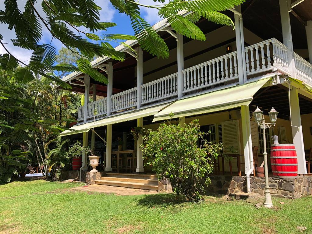 Το κτήριο όπου στεγάζεται  το bed & breakfast