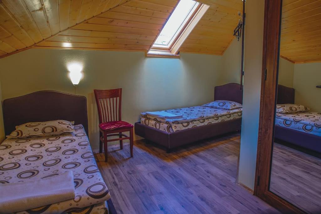 Postel nebo postele na pokoji v ubytování Duvaro Guesthouse