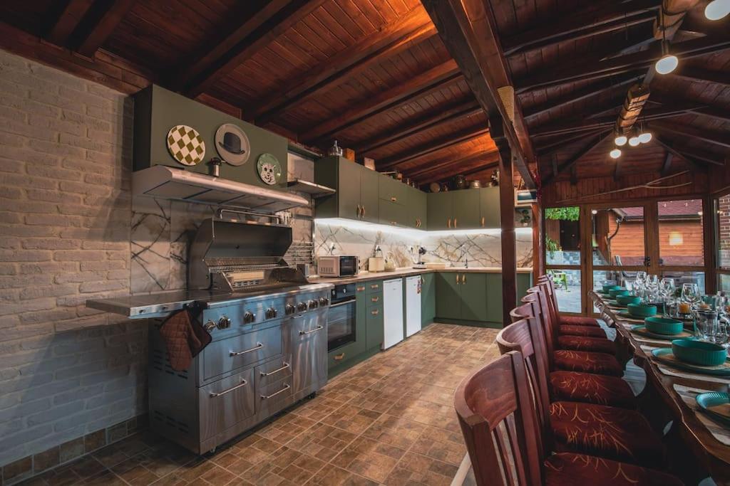 Kuchyň nebo kuchyňský kout v ubytování Duvaro Guesthouse