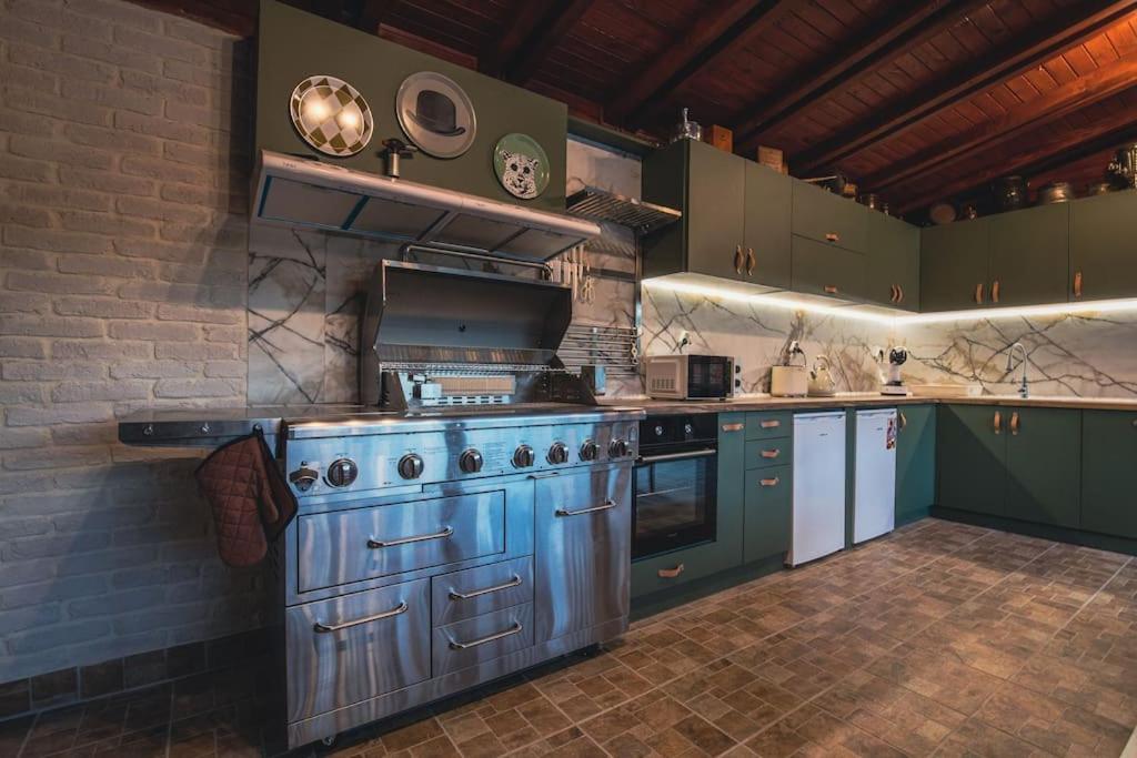 Kuchyň nebo kuchyňský kout v ubytování Duvaro Guesthouse
